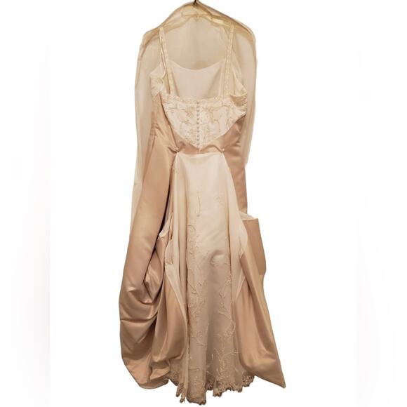 Michaelangelo Size 16 Wedding Dress Gown Stunning Ivory & Champagne beaded - Picture 4 of 5